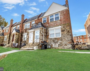 808 Windermere Road - Photo Thumbnail 9