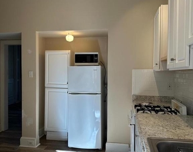 208 W Gay Street - Photo Thumbnail 6