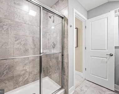 136 Alexandria Street - Photo Thumbnail 29