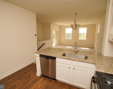 135 Federal Street - Photo Thumbnail 2