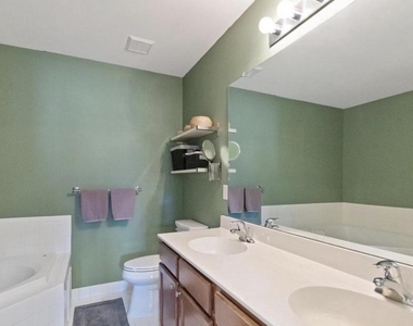 185 Westbrook Drive - Photo Thumbnail 17