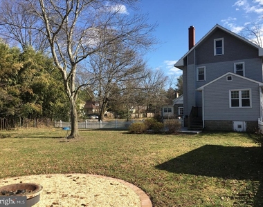 428 Lakeview Avenue - Photo Thumbnail 21