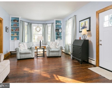 428 Lakeview Avenue - Photo Thumbnail 1