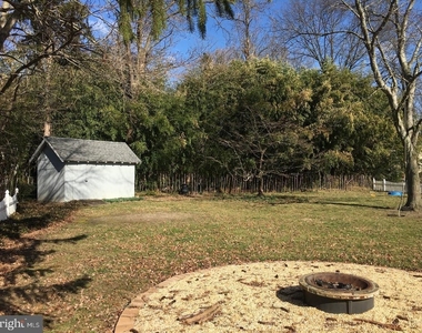 428 Lakeview Avenue - Photo Thumbnail 22