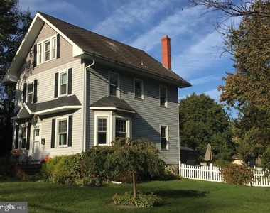 428 Lakeview Avenue - Photo Thumbnail 20
