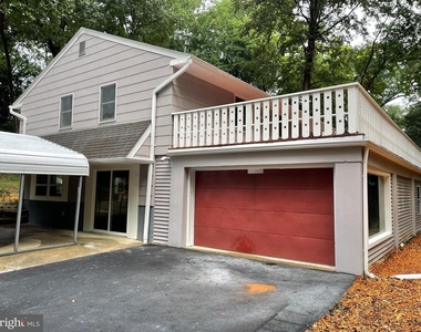 13 Glen Drive - Photo Thumbnail 3