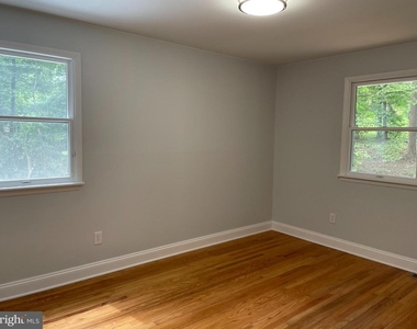 13 Glen Drive - Photo Thumbnail 8
