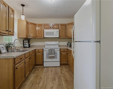 1007 Anarine Road - Photo Thumbnail 13