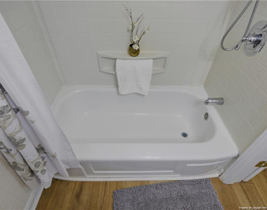 1007 Anarine Road - Photo Thumbnail 7