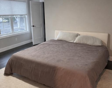 13 Tanner Street - Photo Thumbnail 5
