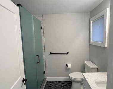 13 Tanner Street - Photo Thumbnail 9