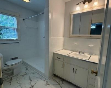 1513 Raeford Road - Photo Thumbnail 16
