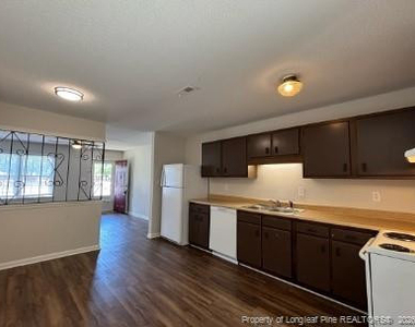 1313 Ireland Drive - Photo Thumbnail 5