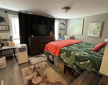 203 Mill Street - Photo Thumbnail 16