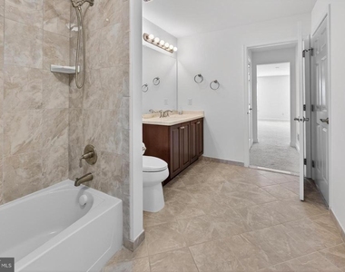 304 Dye Way - Photo Thumbnail 18