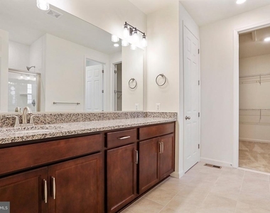 12229 Fallen Timbers Cir - Photo Thumbnail 27