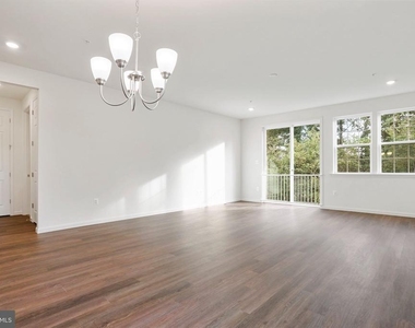 12229 Fallen Timbers Cir - Photo Thumbnail 23