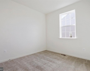 12229 Fallen Timbers Cir - Photo Thumbnail 19