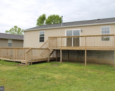 29239 Corbin Parkway - Photo Thumbnail 21