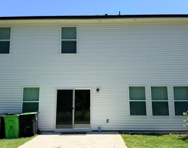 713 Riguard Way - Photo Thumbnail 40
