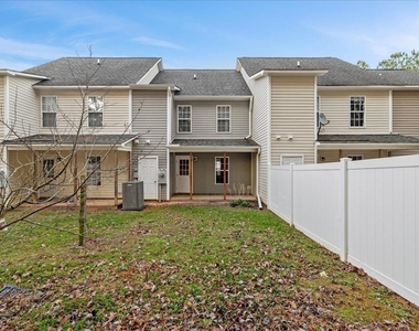 120 Gatwick Court - Photo Thumbnail 23