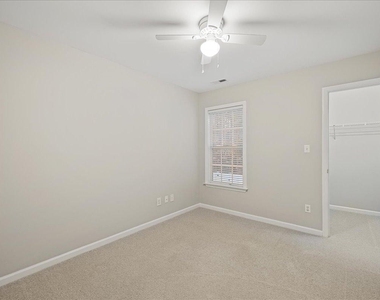 120 Gatwick Court - Photo Thumbnail 16