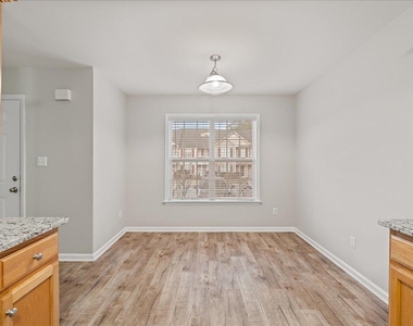 120 Gatwick Court - Photo Thumbnail 5