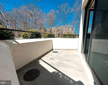 15100 Interlachen Drive - Photo Thumbnail 13