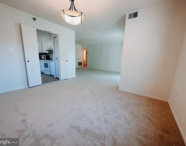 15100 Interlachen Drive - Photo Thumbnail 4