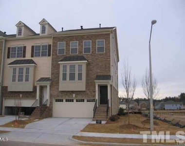 400 Panorama Park Place - Photo Thumbnail 4