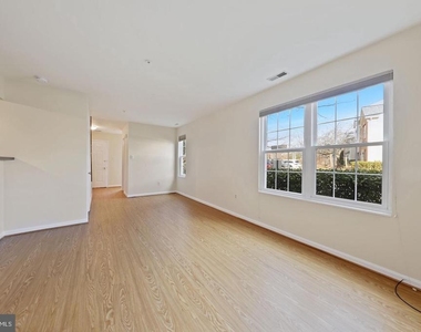 15435 Reprise Terrace - Photo Thumbnail 10