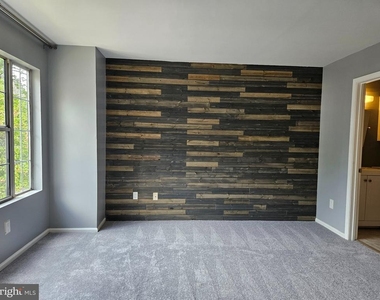 12146 Flag Harbor Drive - Photo Thumbnail 5