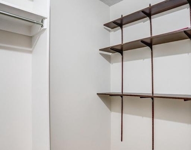 4601 N Park Avenue - Photo Thumbnail 4