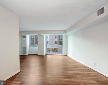4601 N Park Avenue - Photo Thumbnail 2