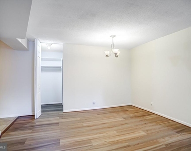 4601 N Park Avenue - Photo Thumbnail 3
