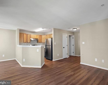 11312 King George Drive - Photo Thumbnail 7