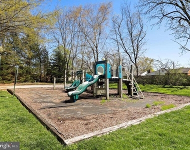 11312 King George Drive - Photo Thumbnail 26