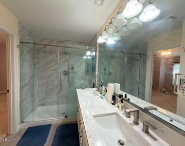 109 E Seve Court - Photo Thumbnail 21