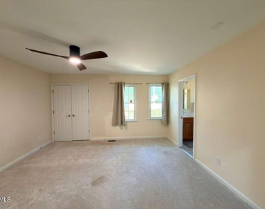 109 E Seve Court - Photo Thumbnail 24