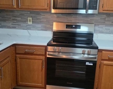 7317 Eden Brook Drive - Photo Thumbnail 10