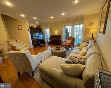 10631 Sandown Way - Photo Thumbnail 2