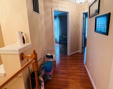 10631 Sandown Way - Photo Thumbnail 11