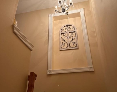 10631 Sandown Way - Photo Thumbnail 9