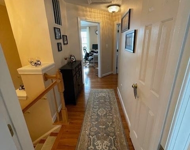 10631 Sandown Way - Photo Thumbnail 12