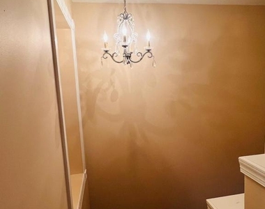 10631 Sandown Way - Photo Thumbnail 10