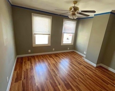 250 E 7th Street - Photo Thumbnail 10