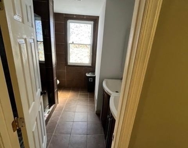 250 E 7th Street - Photo Thumbnail 19