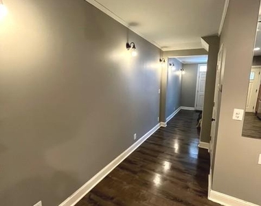 250 E 7th Street - Photo Thumbnail 1