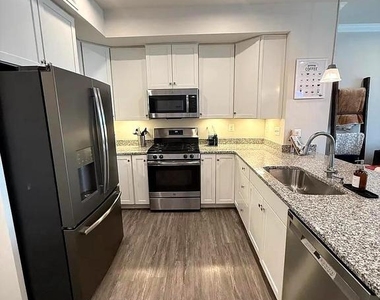 10129 Fosset Street - Photo Thumbnail 4