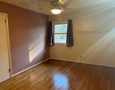 708 Austin Avenue - Photo Thumbnail 31